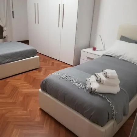 Handy&rivieni Apartment Rome